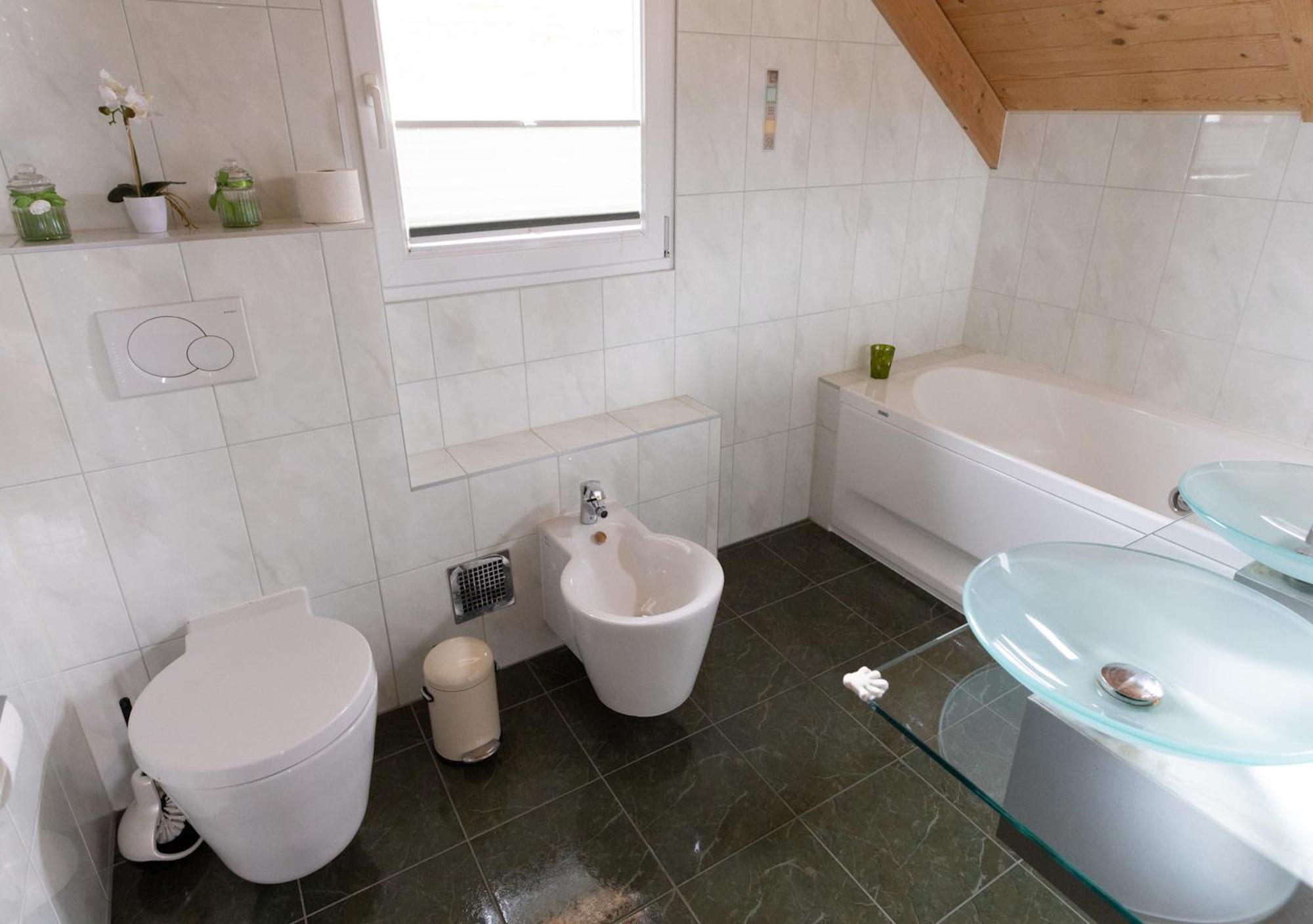 1A Chalet '4 Jahreszeiten' Ski Fahren Und Jacuzzi Mit Aussicht! Bad Sankt Leonhard im Lavanttal Exterior photo